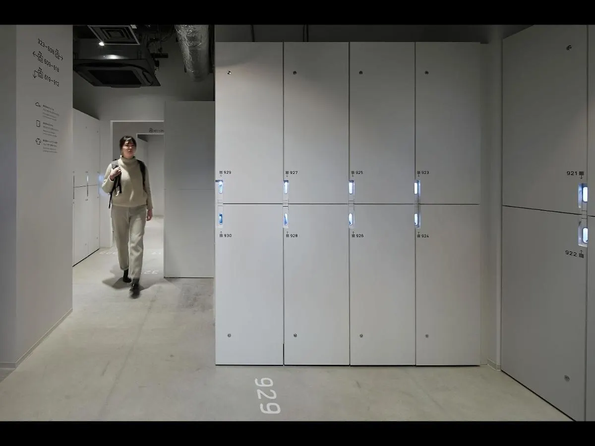 Capsule hotel 9H Nine Hours Hamamatsucho Sleep Lab Tokyo