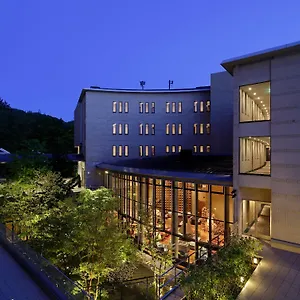 Hyatt Regency And 4* Hakone