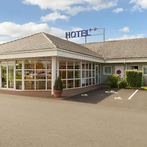 https://ptit-dej-hotel-saint-flour.hotels-rhonealpes.com
